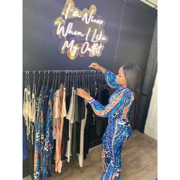 2pc Multi Color Set - Picture 2 of 2